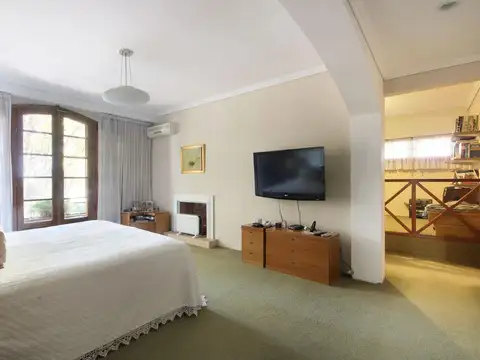 Casa 6 ambientes con 3 baños