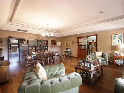 Casa 6 ambientes con 3 baños
