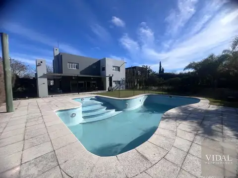 Casa en Alquiler al Sureste