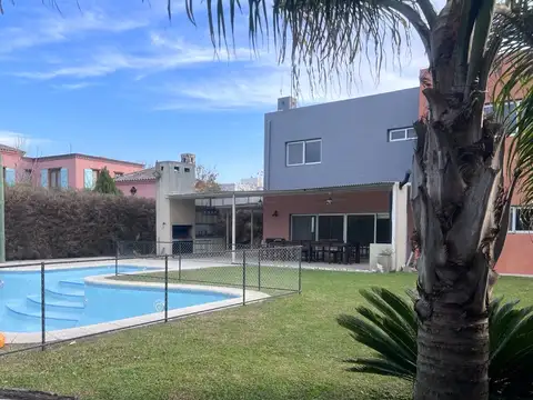 Casa en Alquiler en San Isidro Labrador, USD 2.200