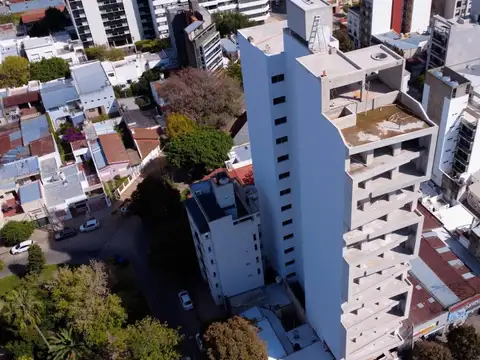 Departamento venta-construcción -2 dormitorios-72 mts 2 totales - La Plata-pozo-emprendimiento.