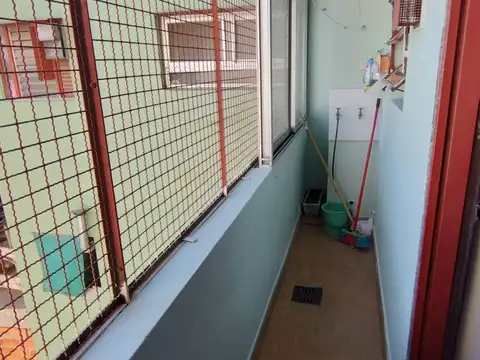 MONOAMBIENTE CTFTE C/BALCON CERRADO