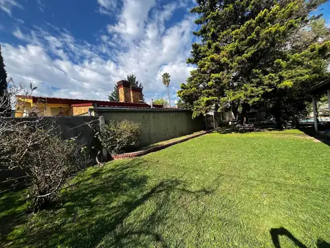 Quinta en Venta con 1 cochera