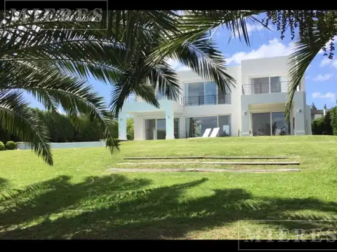 Casa en Alquiler Temporal en Villanueva, USD 7.000