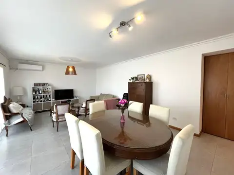 Departamento en Venta 3 amb  MUY luminoso en Altos de Maschwitz