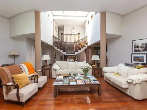 Casa en Venta en Berazategui, USD 930.000