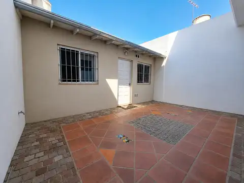 Depto Tipo Casa en Venta de 2 ambientes