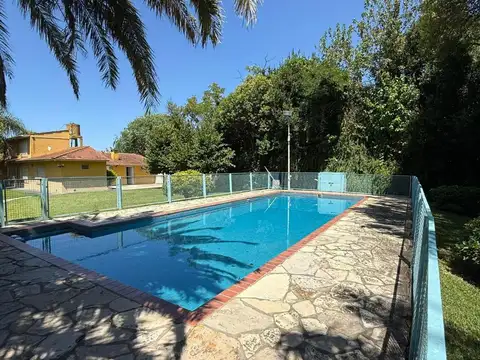 Casa quinta en venta Guernica c/pileta