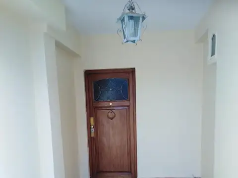 VENTA EXCELENTE CASA DE CUATRO AMBIENTES