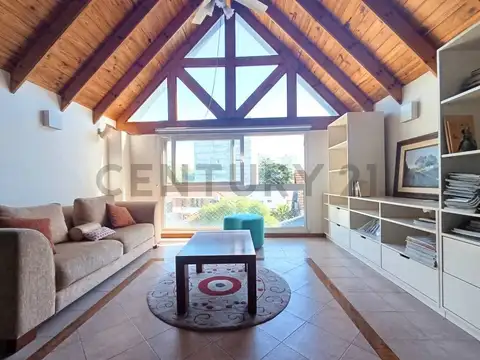 Venta Casa de de categoría en Barrio Parque los Intendentes, Villa Martelli