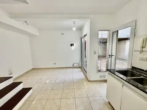Depto Tipo Casa en Venta 10 años