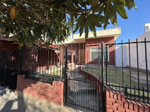 Casa en Venta en Centro  - Campana, USD 130.000