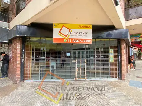 Local Comercial en Esquina – Av Monroe y Montañeses – Gran Visibilidad