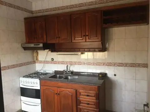 Depto Tipo Casa en Venta en Villa Lynch, USD 320.000