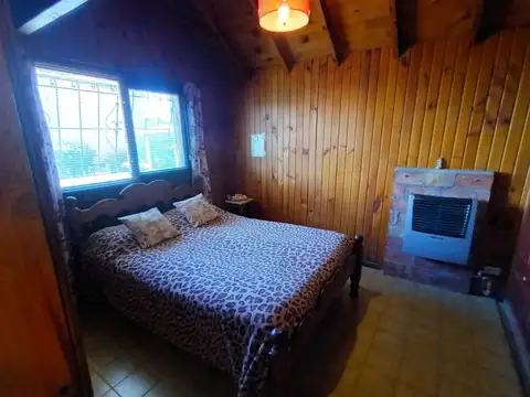 CASAS SOBRE LOTE DE 450 MTS. LA CUMBRE BARILOCHE