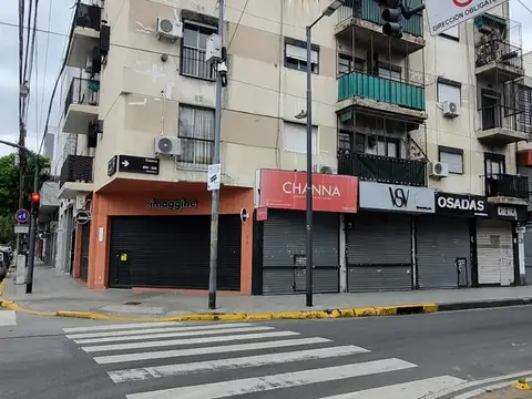 Moron 3100, Piso 3°