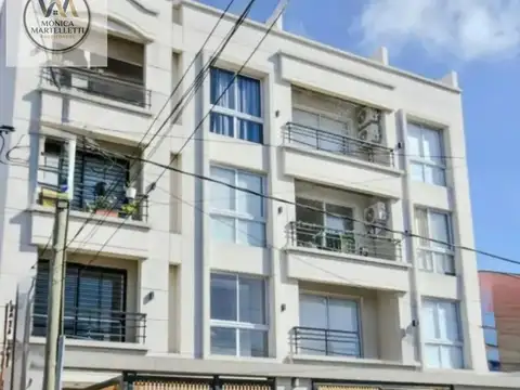 Departamento 2 Ambientes Con Cochera, balcon y terraza privada
