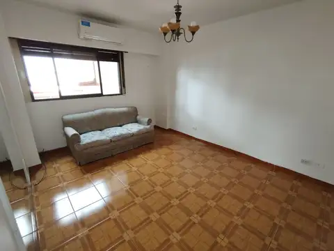 Avenida del Libertador 700