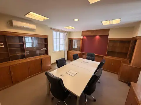 Oficina en Alquiler 60 años