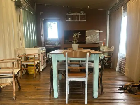Casa 3 ambientes con 2 baños