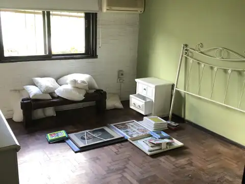 Casa en 1 sóla planta estilo campo/colonial en Beccar 