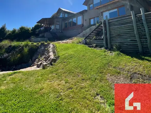 Casa en venta de 3 dormitorios c/ cochera en San Martin de los Andes