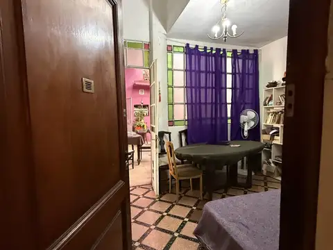 Depto Tipo Casa en Venta 64 años