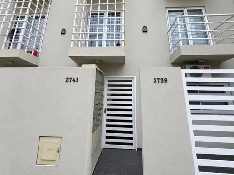 Temple 2700