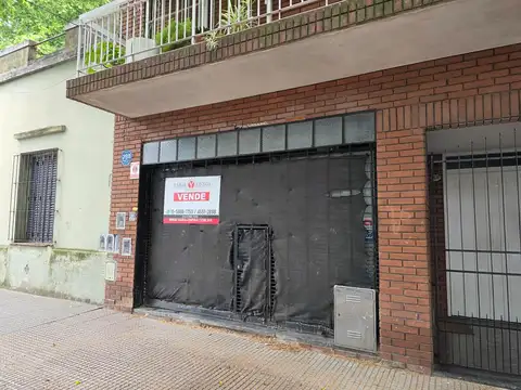 local a la calle con rejas automáticas sin expensas