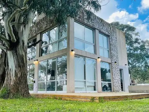 Casa en Venta en La Caleta, USD 190.000