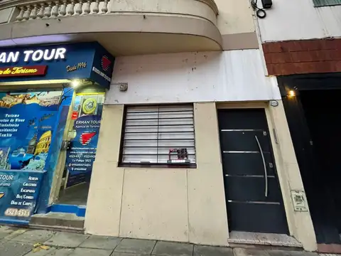 VENTA PH 4 AMB AL FRENTE  con RENTA V URQUIZA