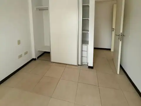 Buenos Aires 1000, Piso 3