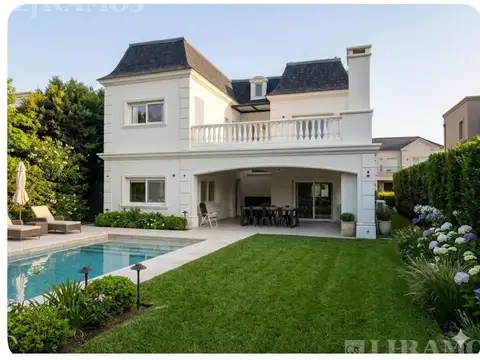 LOTE INTERNO. SIN MUEBLES. IMPECABLE.