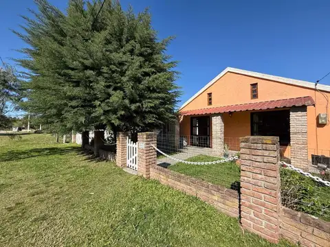 VENTA CASA SAN LUIS 2 DORMITORIOS GARAJE