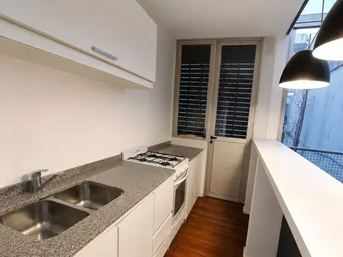 Departamento en Alquiler con 1 cocheras