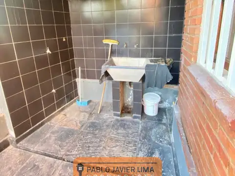 Casa 3 ambientes con 1 baño
