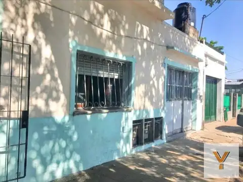 PH en venta - 1 Dormitorio 1 Baño - Caseros