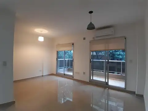 Blanco Encalada 4600, Piso 1