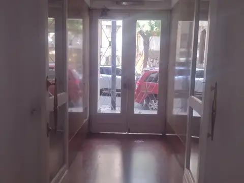 Venta  PH 2 ambientes luminoso Belgrano