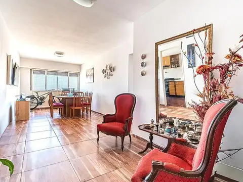 Venta Departamento 4 ambientes Contrafrente Amplio Luminoso Piso alto con Vista abierta Caballito
