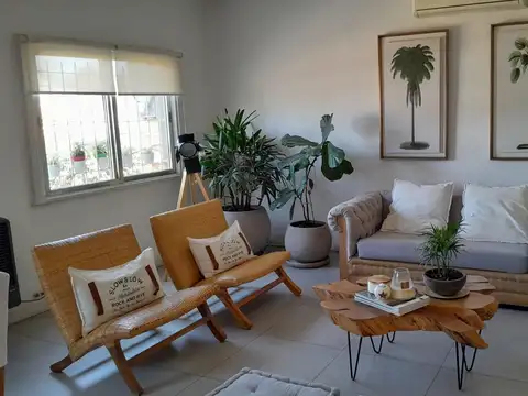 Depto Tipo Casa en Venta de 4 ambientes