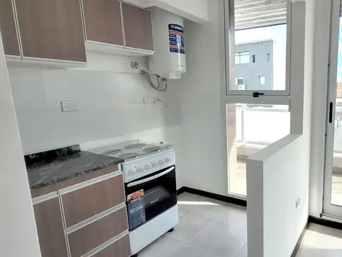 Monoambiente Premium con Balcón Al Frente - Torre Tecnológica Mitre - Cocheras Disp.