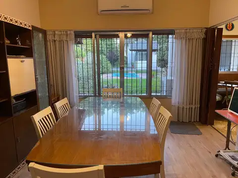 Casa en Venta en Martin Coronado, USD 260.000