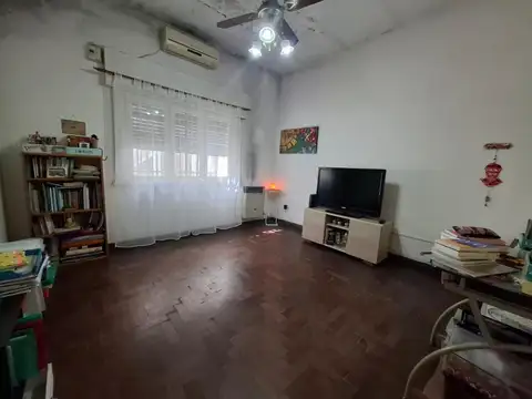 Depto Tipo Casa en Venta en Santos Lugares, USD 72.000