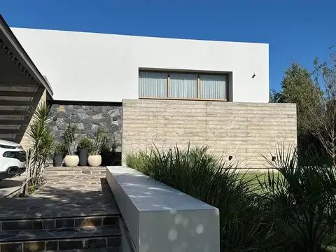 Casa en Venta 2 años