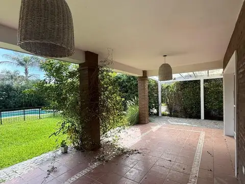 Casa en Venta al Oeste