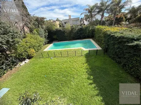 Casa en Venta de 4 dormitorios