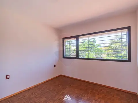 Casa en Alquiler 60 años