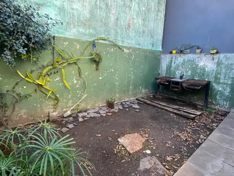 Depto Tipo Casa 3 ambientes con 1 baño