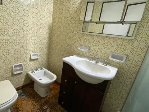 Depto Tipo Casa en Alquiler en Ituzaingo, $ 650.000